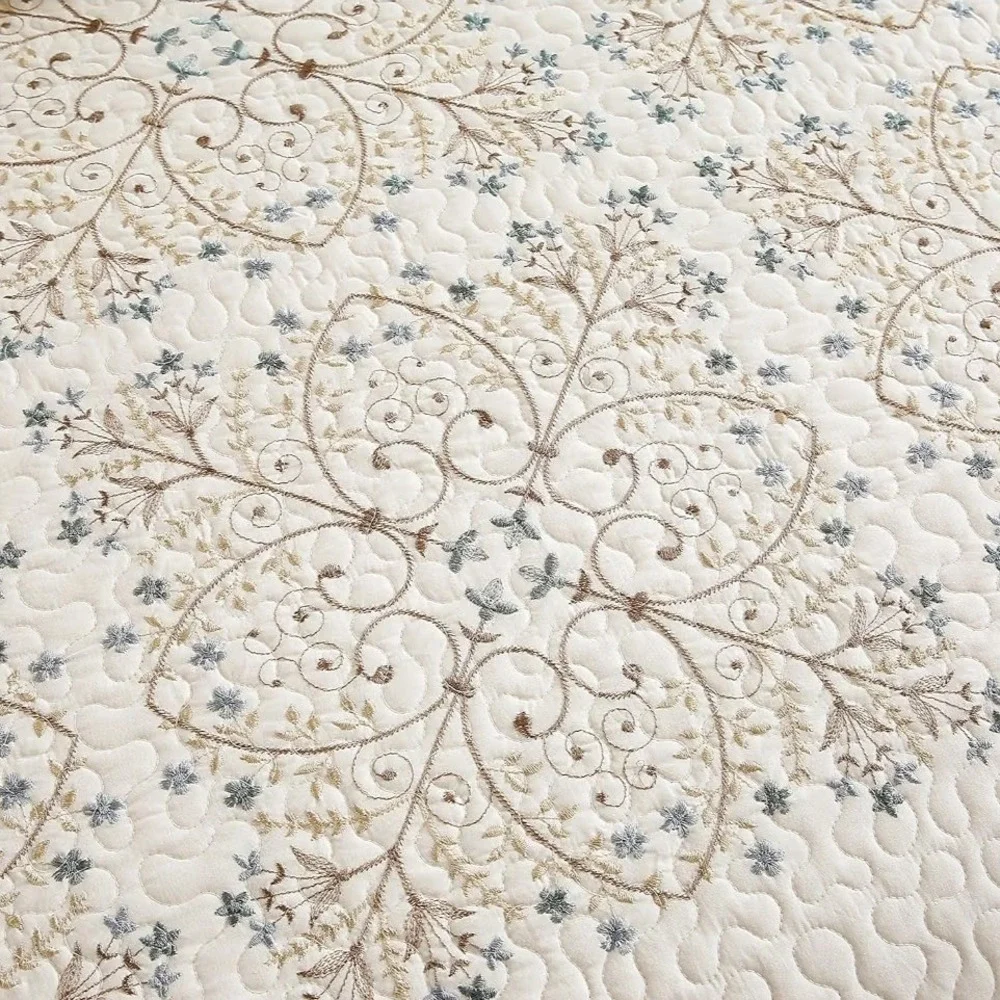 Home Classics Full Quilted Bed Cover Cream Blue Floral Embroidered 96x110 Cotton